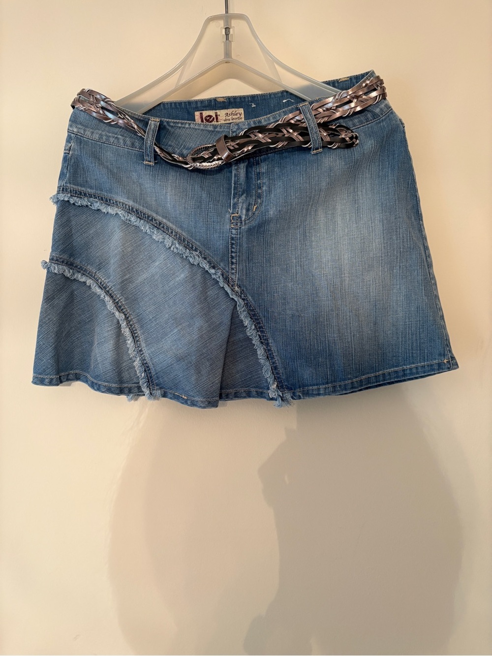 Y2K L.E.I. Juniors Size 7 Low Rise Denim Mini Skirt